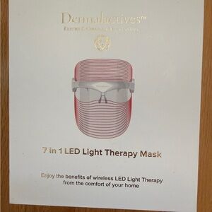 Dermalactives LED Light Therapy Face Mask - Red